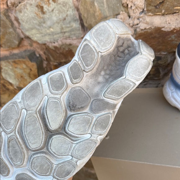 New Balance White and Blue Athletic Shoes - Picture 5 of 7